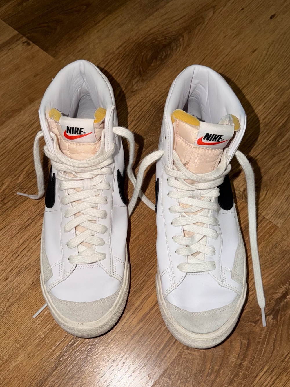 Nike Blazer Mid 77 White Black Women - Picture 2 of 7